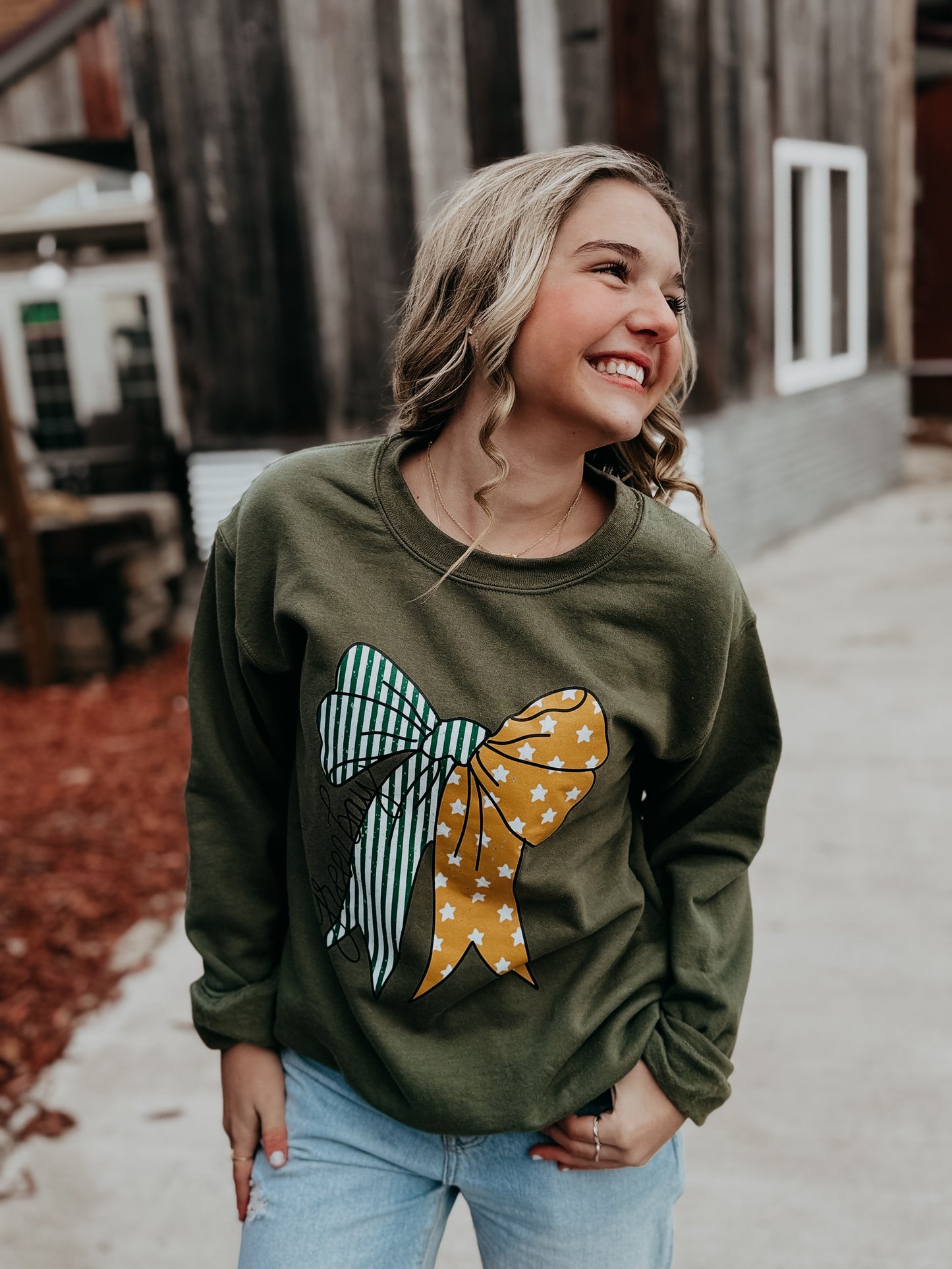 Cute Bow Green Bay Crew